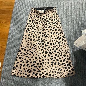 AQUA XS silk skirt cheetah print skirt